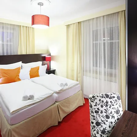 Pytloun Design Self Check-in 4* Liberec