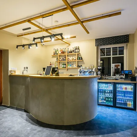 Pytloun Design Self Check-in 4*