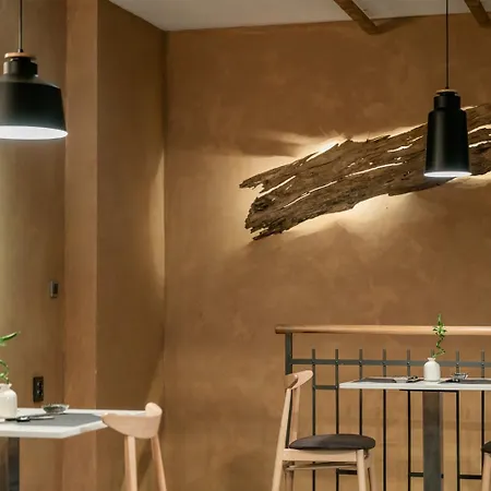 Pytloun Design Self Check-in Liberec