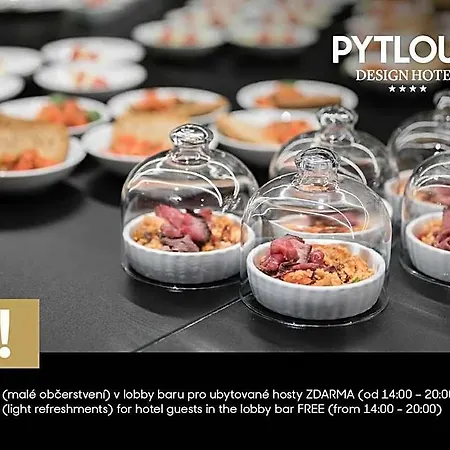 Pytloun Design Self Check-in فندق