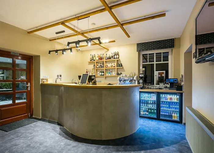 Pytloun Design Self Check-in 4*