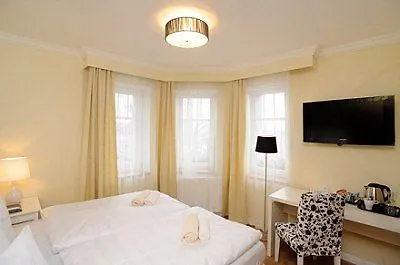 Pytloun Design Self Check-in 4* Liberec