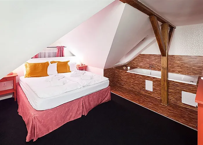 Hotel Pytloun Design Self Check-in 4*